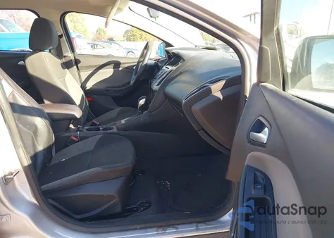 2014 Ford Focus Se z USA, uszkodzony, nr VIN 1FADP3F24EL311529